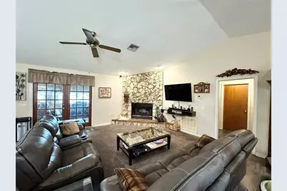 10844 Poinciana Drive, Clermont, FL 34711 - Photo 7
