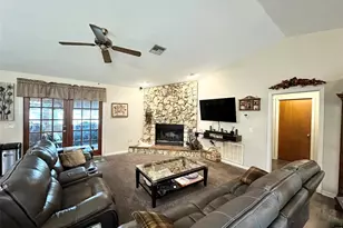 10844 Poinciana Dr, Clermont, FL 34711 - Photo 7