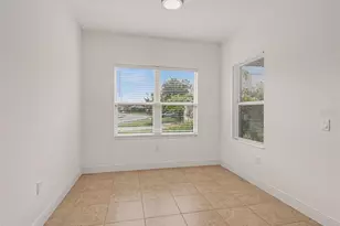 7521 Ridgelake Cir, Bradenton, FL 34203 - Photo 11