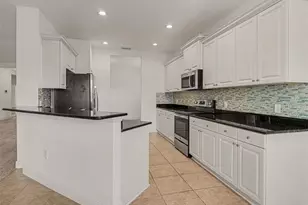 7521 Ridgelake Cir, Bradenton, FL 34203 - Photo 9