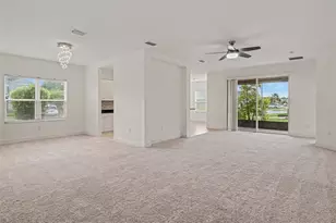7521 Ridgelake Cir, Bradenton, FL 34203 - Photo 3