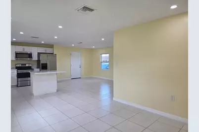 3633 SE 20th Terrace, Okeechobee, FL 34974 - Photo 9
