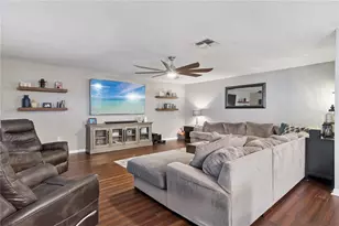 2333 Foxtree Rd, Tavares, FL 32778 - Photo 9