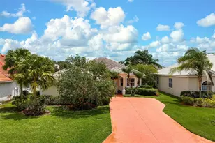 6852 Sagebrush Cir, Sarasota, FL 34243 - Photo 43