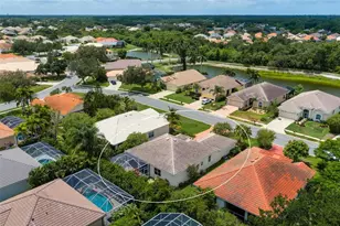 6852 Sagebrush Cir, Sarasota, FL 34243 - Photo 31