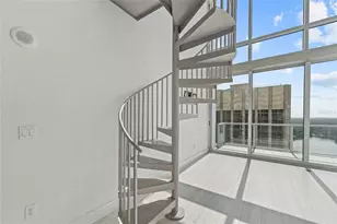 150 E Robinson St, Orlando, FL 32801 - Photo 15