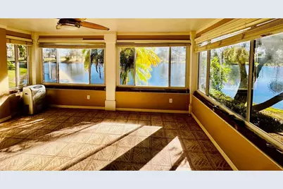 801 Silverthorn Lane, Sun City Center, FL 33573 - Photo 3