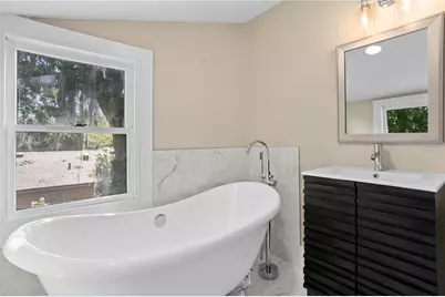 821 E Lemon Avenue, Eustis, FL 32726 - Photo 19