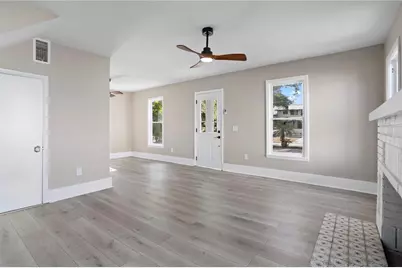821 E Lemon Avenue, Eustis, FL 32726 - Photo 5