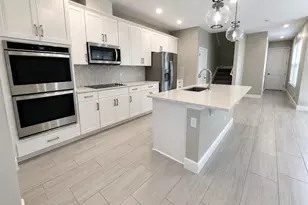 7248 Carrickbend Ln, Orlando, FL 32819 - Photo 7