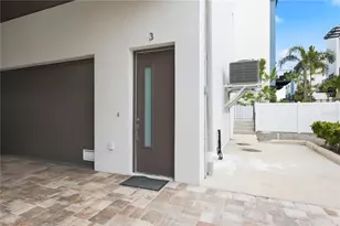 4910 W McElroy Ave, Tampa, FL 33611 - Photo 5