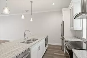 4910 W McElroy Ave, Tampa, FL 33611 - Photo 29