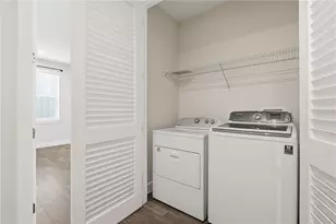 4910 W McElroy Ave, Tampa, FL 33611 - Photo 35