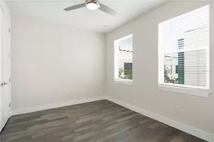 4910 W McElroy Ave, Tampa, FL 33611 - Photo 41