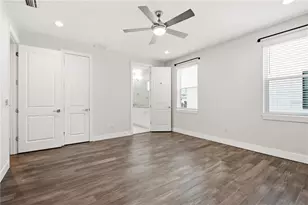 4910 W McElroy Ave, Tampa, FL 33611 - Photo 37