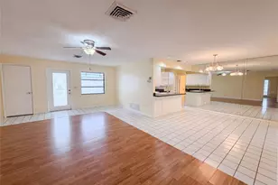 1301 Lucaya Ave, Venice, FL 34285 - Photo 9