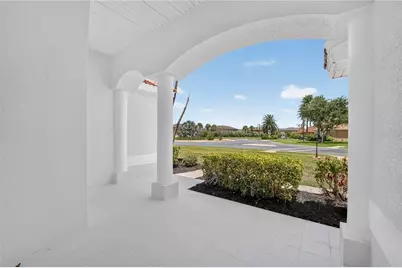 572 Oceanside Boulevard, Melbourne, FL 32903 - Photo 3