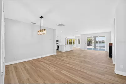 572 Oceanside Boulevard, Melbourne, FL 32903 - Photo 7