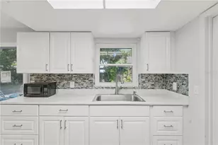 1528 Valencia Ave, Daytona Beach, FL 32117 - Photo 19