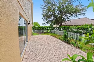 544 Cypress Tree Ct, Orlando, FL 32825 - Photo 7