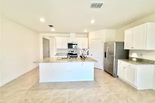 2752 Gentle Rain Dr, Davenport, FL 33837 - Photo 7