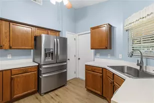 2918 Canoe Cir, Saint Cloud, FL 34769 - Photo 15