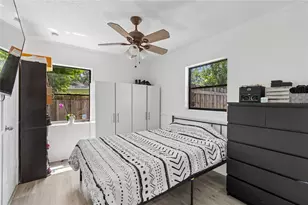 1904 W Meadowbrook Ave, Tampa, FL 33612 - Photo 11
