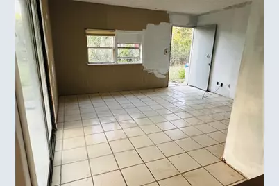 20715 SE 141st Place, Umatilla, FL 32784 - Photo 13