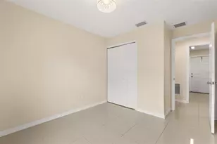 339 Chinaberry Ave, Oviedo, FL 32765 - Photo 15