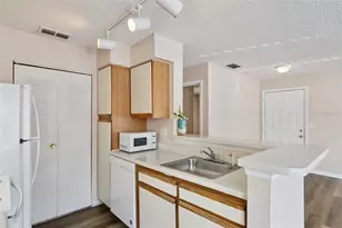 1085 S Hiawassee Rd, Orlando, FL 32835 - Photo 9