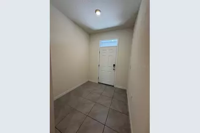 8920 Milestone Drive, Sarasota, FL 34238 - Photo 5