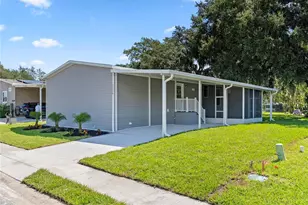 25136 Huckleberry Wy, Astatula, FL 34705 - Photo 1