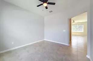 5729 Wooden Pine Dr, Orlando, FL 32829 - Photo 9