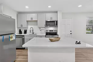 3402 Lewis Ct, Orlando, FL 32805 - Photo 15
