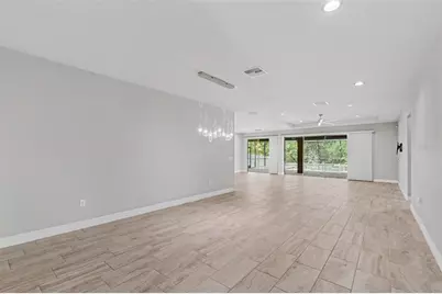 11610 Dublin Grafton Drive, Riverview, FL 33579 - Photo 3