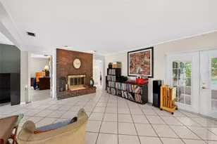 209 Royal Oaks Cir, Longwood, FL 32779 - Photo 9