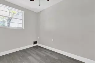 204 Louis St, Leesburg, FL 34748 - Photo 11