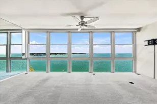 7200 Sunshine Skyway Ln S, Saint Petersburg, FL 33711 - Photo 3
