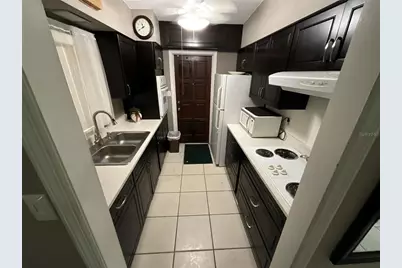 2423 Savoy Drive, Orlando, FL 32808 - Photo 11