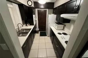 2423 Savoy Dr, Orlando, FL 32808 - Photo 11