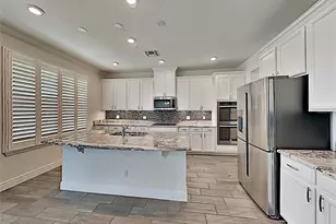 8931 Lookout Pointe Dr, Windermere, FL 34786 - Photo 5