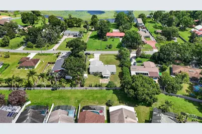 4840 Lake Cecile Drive, Kissimmee, FL 34746 - Photo 39