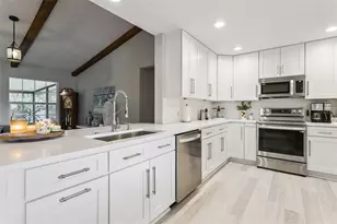 1708 Creole Ct, Orlando, FL 32818 - Photo 5