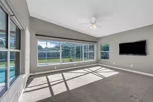 1209 S Crystal Lake Dr, Orlando, FL 32806 - Photo 13
