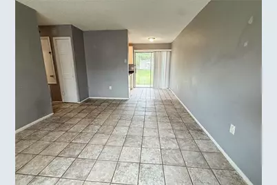 7425 Villas Oak Court, Orlando, FL 32835 - Photo 13