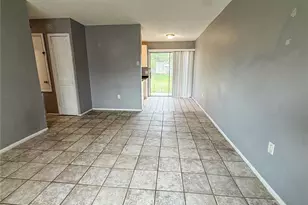 7425 Villas Oak Ct, Orlando, FL 32835 - Photo 13