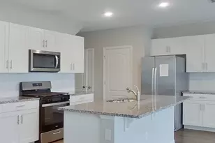 31978 Katelin Cir, Leesburg, FL 34748 - Photo 3
