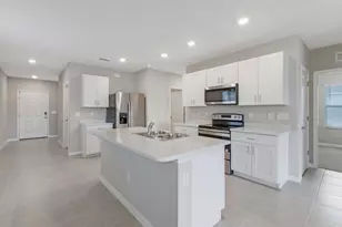 18505 Cronin Sand Ln, North Fort Myers, FL 33917 - Photo 5