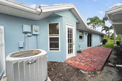 746 Harrington Lake Drive N #117, Venice, FL 34293 - Photo 3