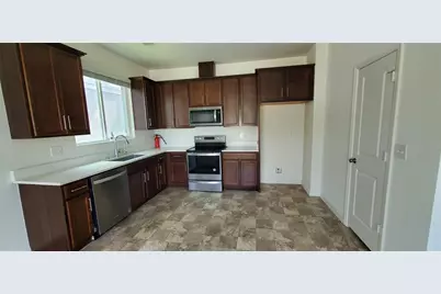 2354 Twin Flower Lane, Sanford, FL 32771 - Photo 7